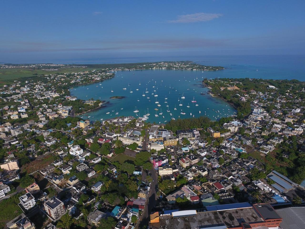 Sea & City View Luxury Apartment Port Louis Exteriér fotografie